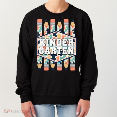 Kindergarten Camouflage Pencils Teachers Students Back To School Women's Sweatshirt