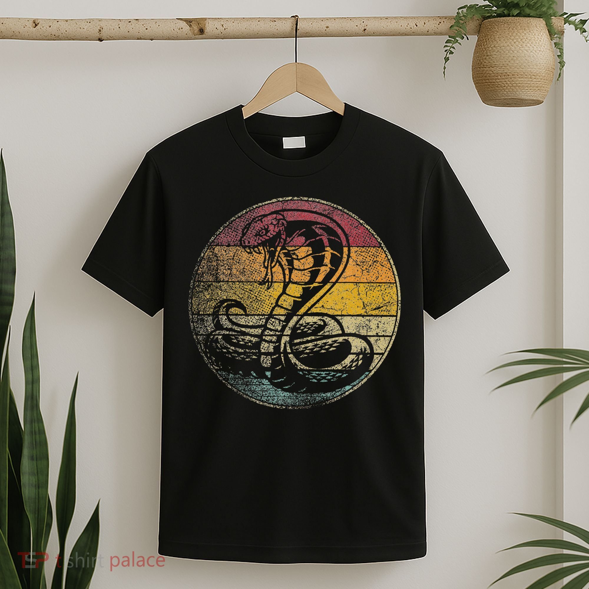 King Cobra Snake Sun Retro Vintage Reptile 80s Gift T-Shirt