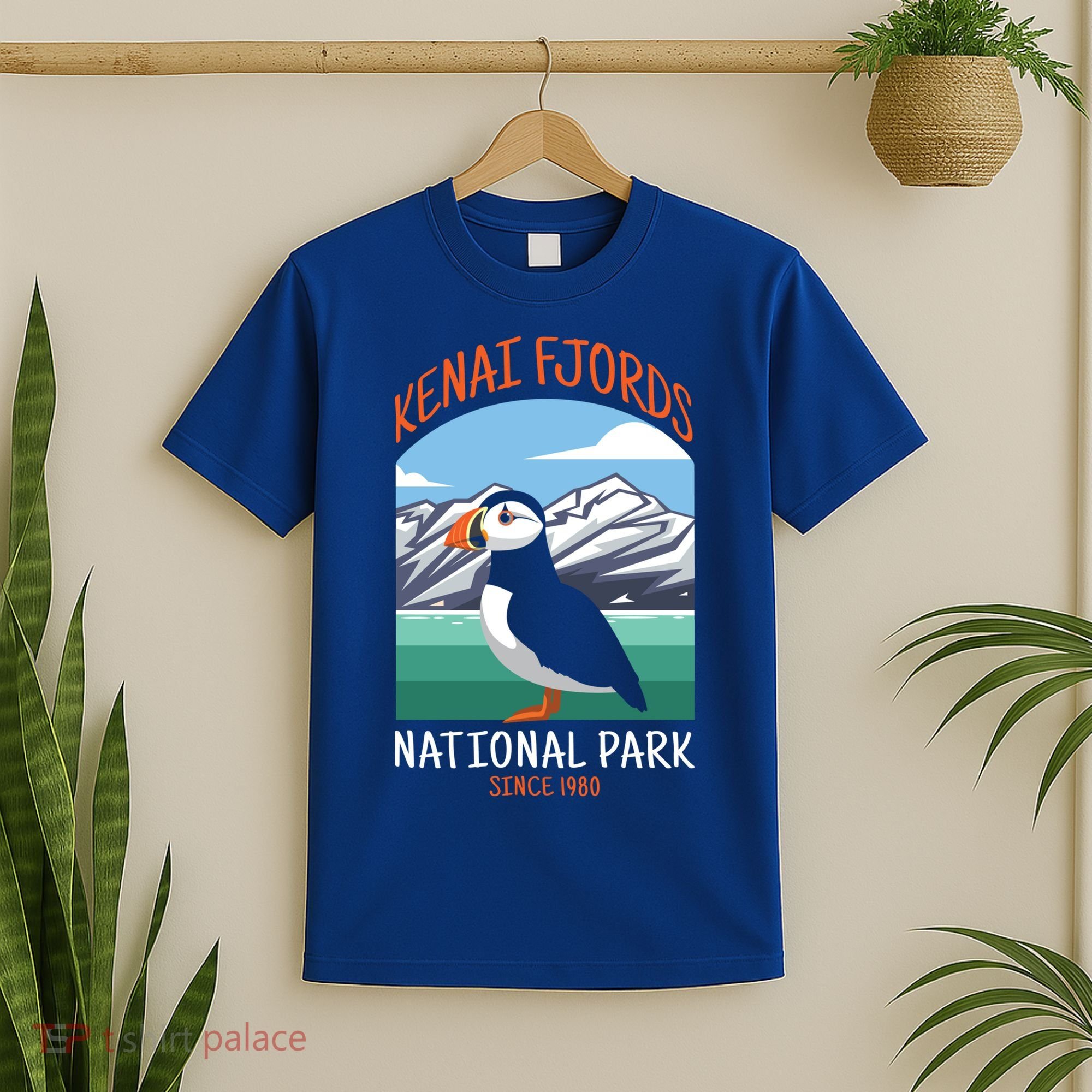 Kenai Fjords National Park Us Puffin Bird Alaska Gift T-Shirt