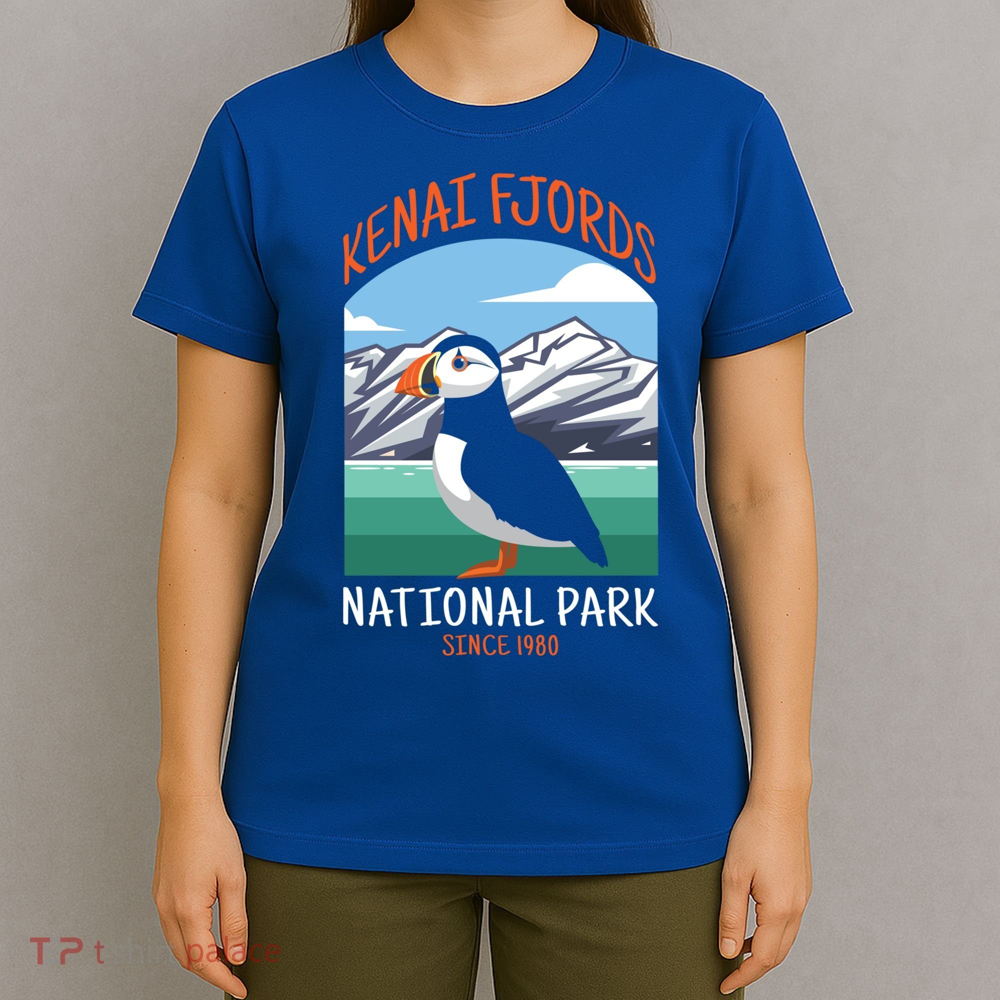 Kenai Fjords National Park Us Puffin Bird Alaska Gift T-Shirt