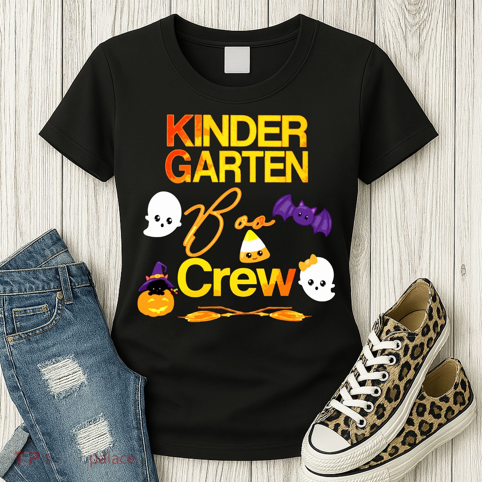 Kinder Garten Boo Crew Scare Kicked Event Trending Halloween Women's T-Shirt