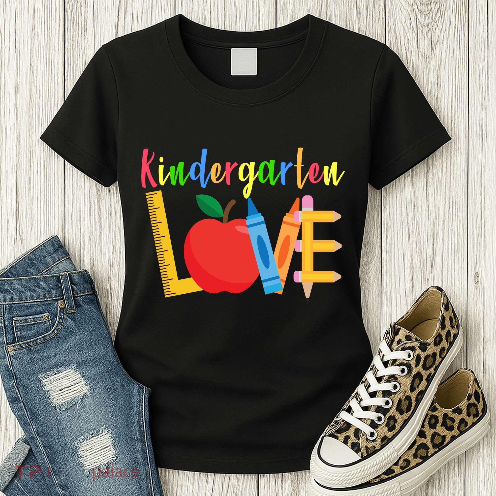 Kindergarten Love Women's T-Shirt