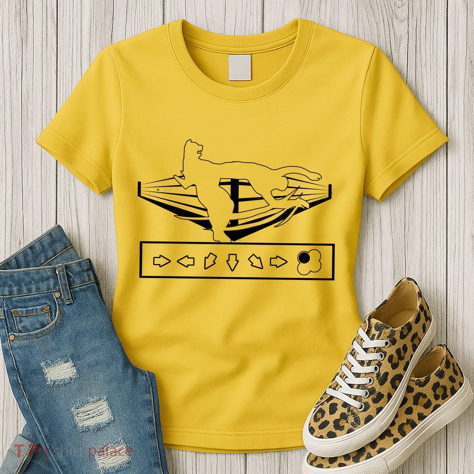 King Throw Funny Game Reference Women's T-Shirt