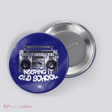 Keeping It Old School Cute Gift Vintage Boombox Graffiti Gift Button