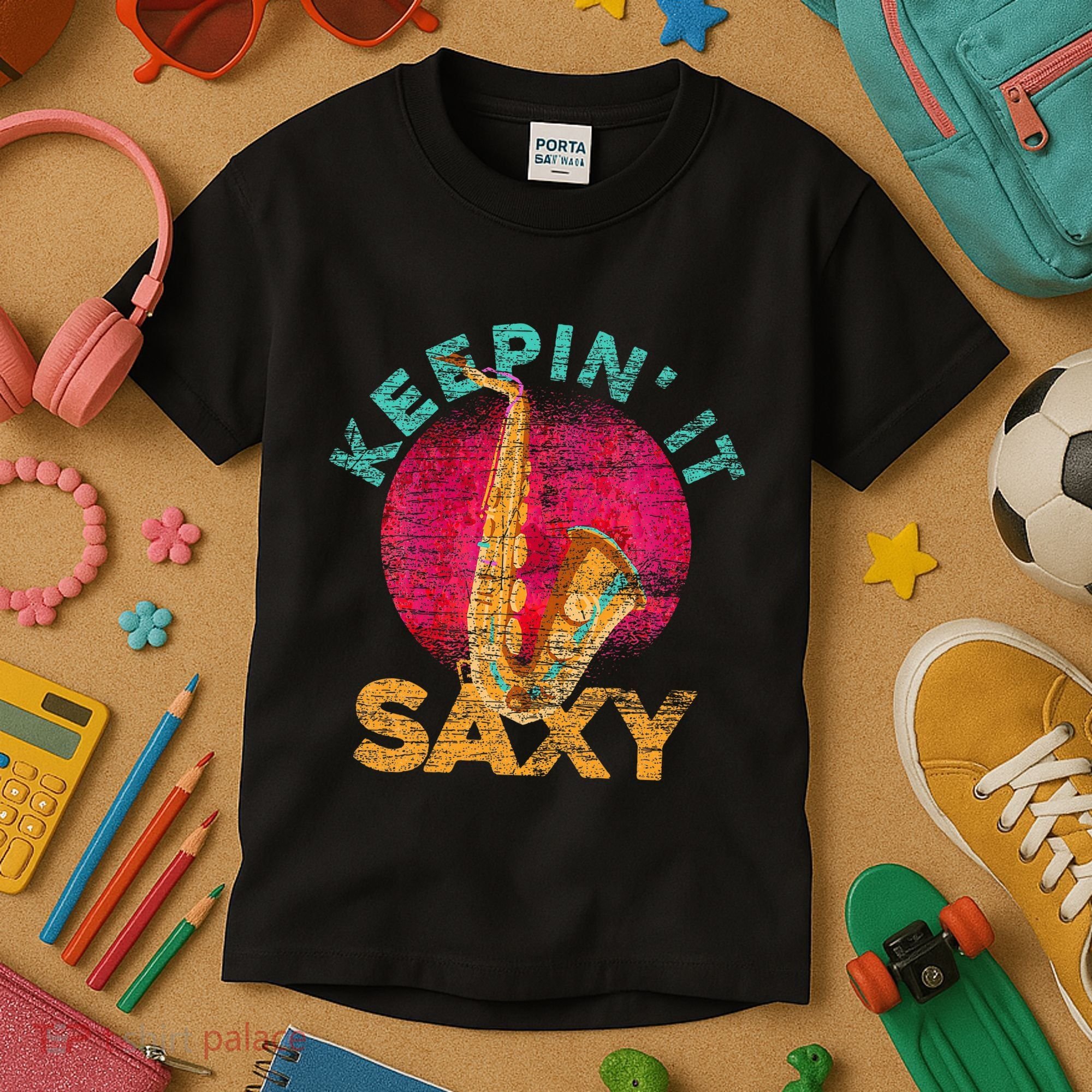 Keepin It Saxy Sax Player Jazz Musician Gifts Saxophone Kids T-Shirt