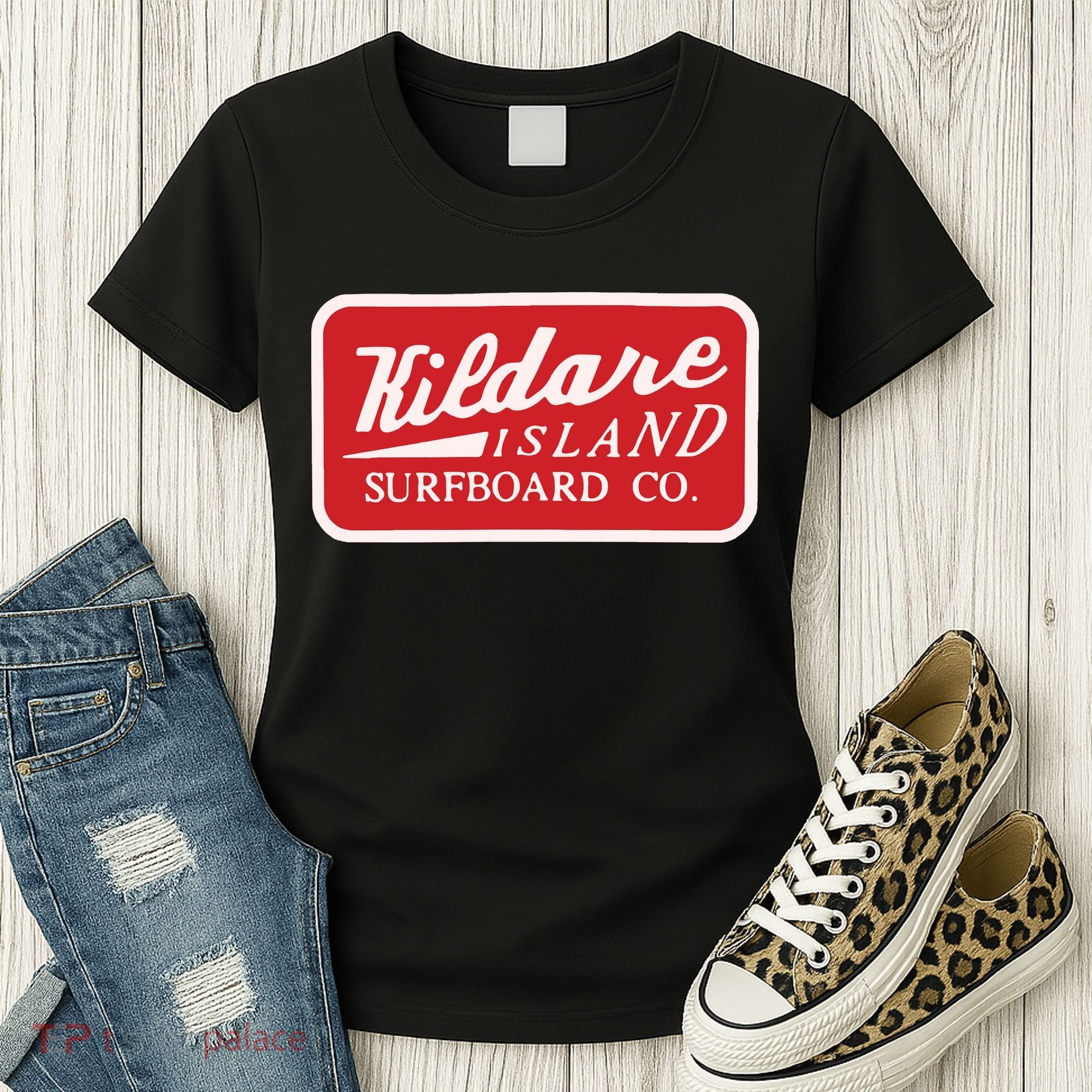 Kildare Island Surfboard Women's T-Shirt