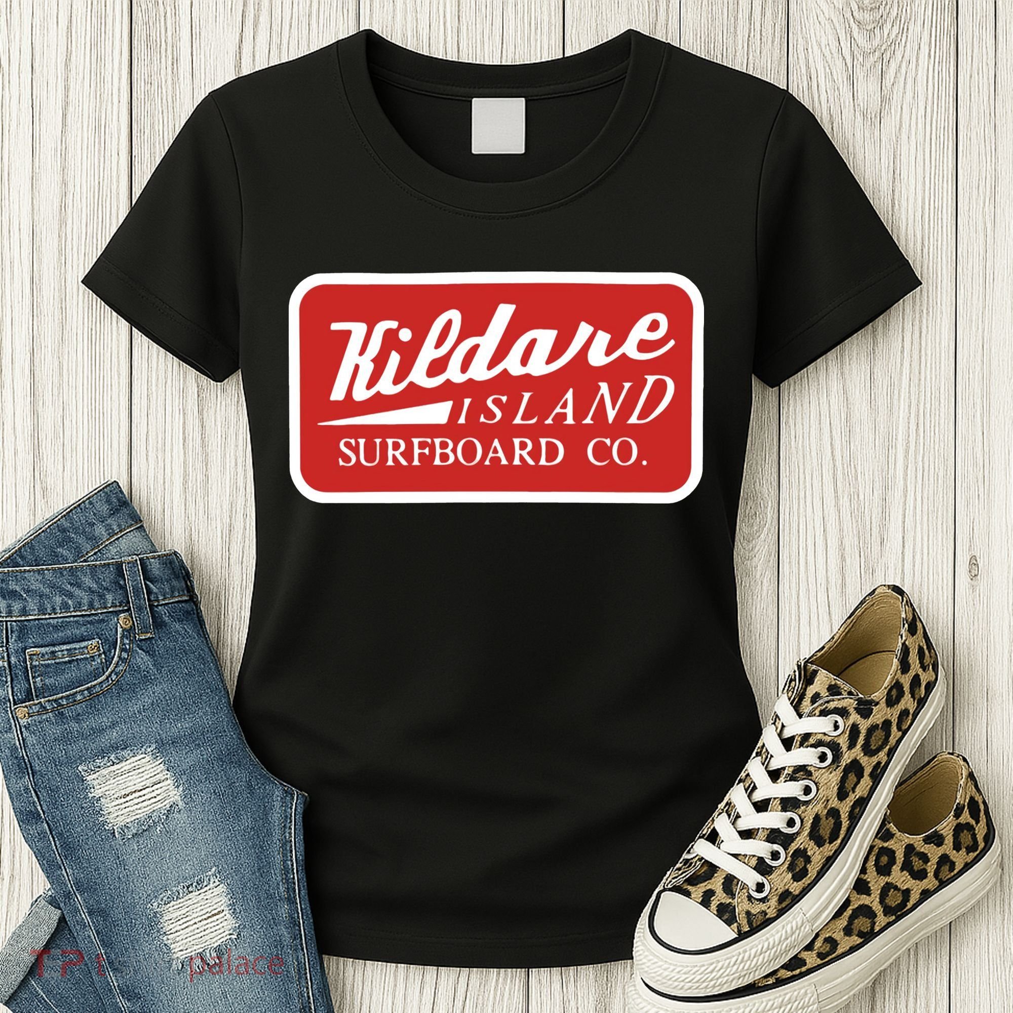 Kildare Island Surfboard Wear Paradise On Earth Women's T-Shirt