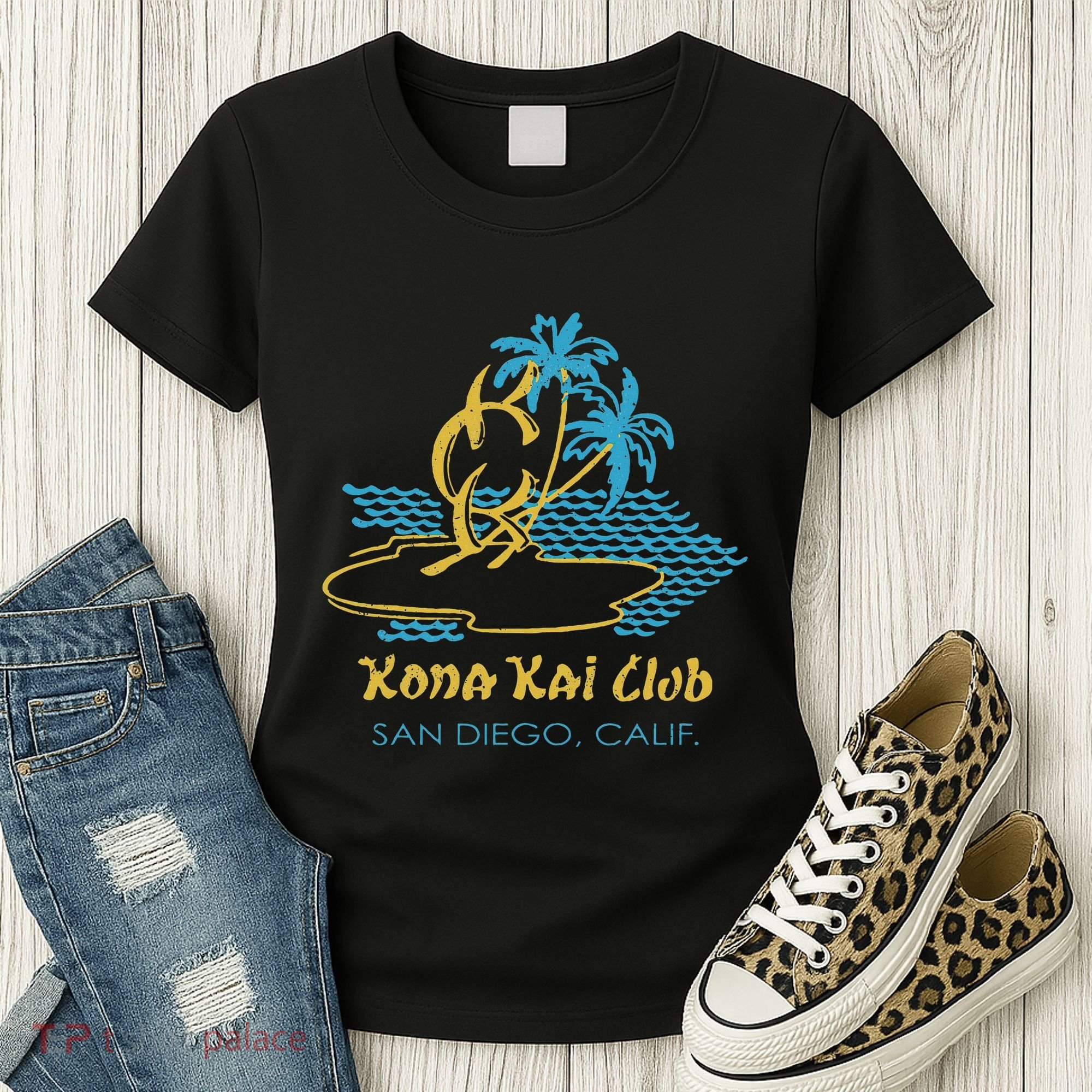 Kona Kai Club San Diego Ca Women's T-Shirt