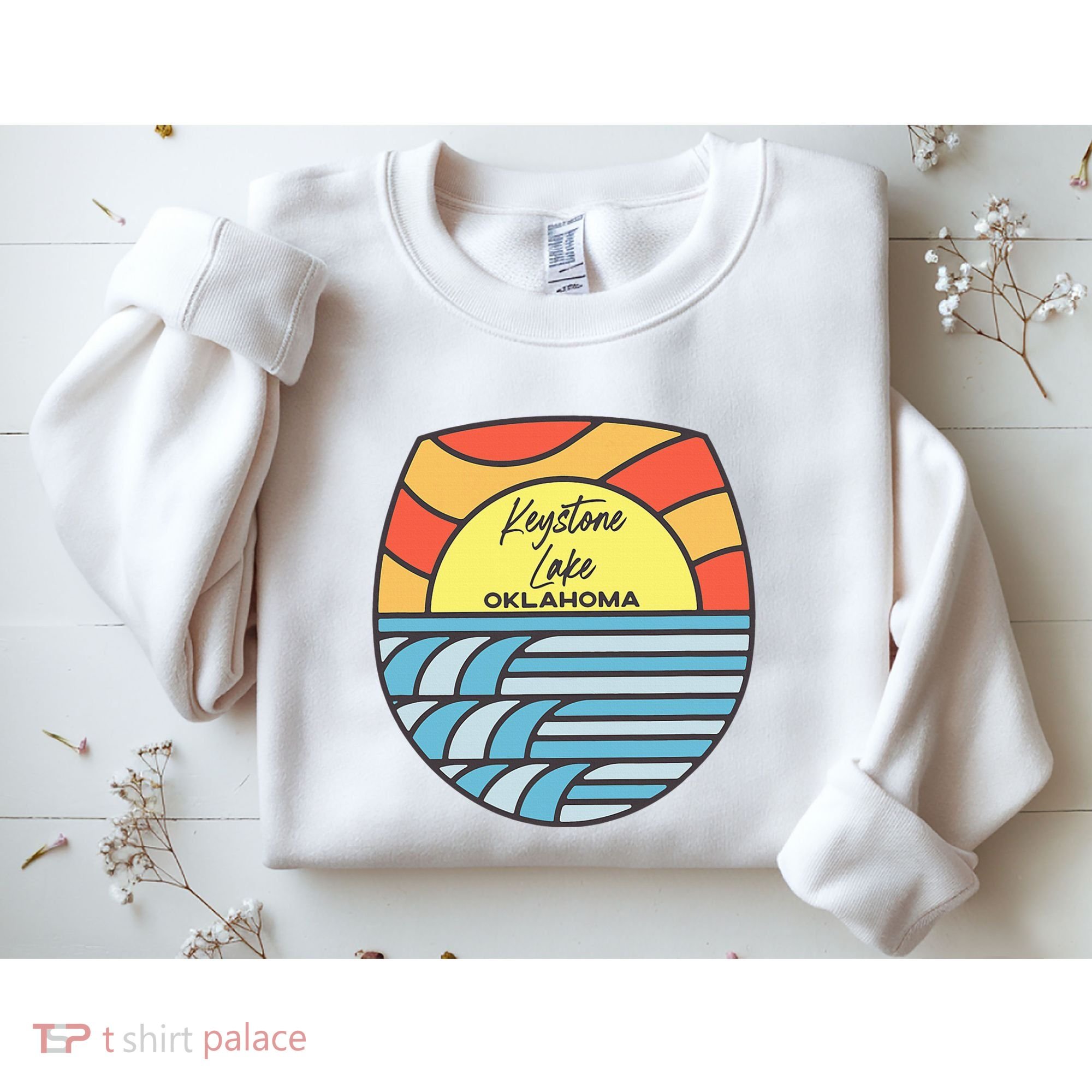 Keystone Lake Oklahoma Ok Sunset Vacation Souvenir Sweatshirt