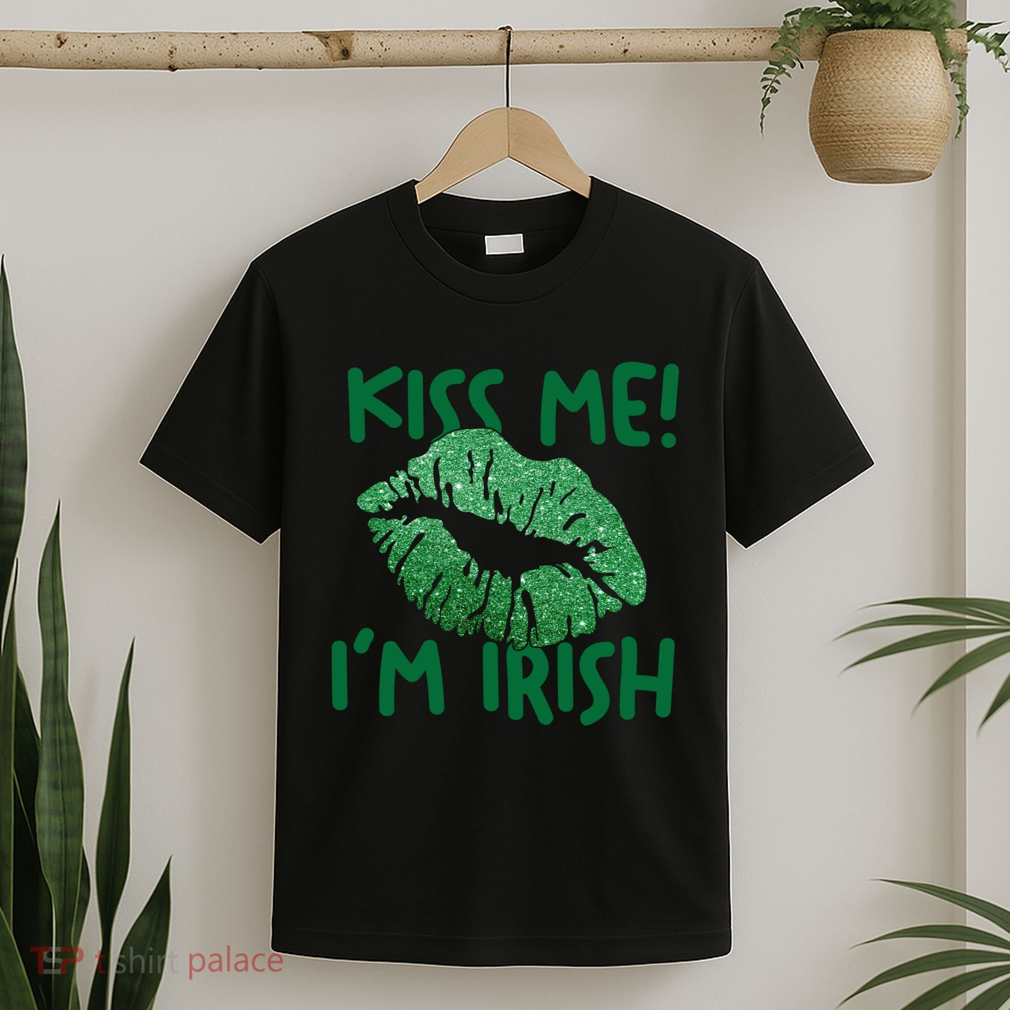 Kiss Me Im Irish St Patricks Day T-Shirt