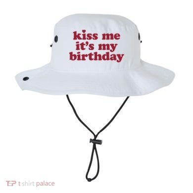Kiss Me ItS My Birthday Birthday Gift Bucket Hat