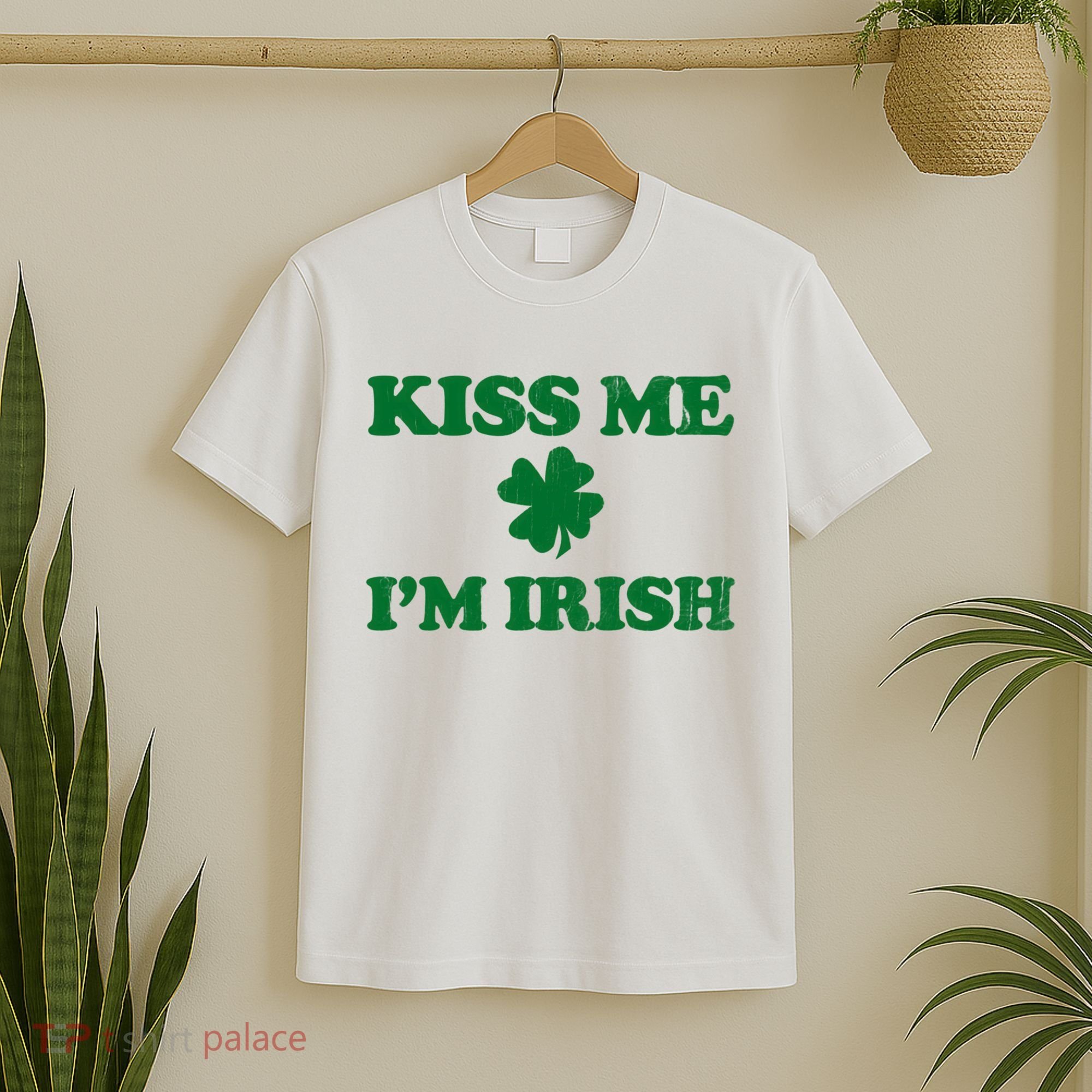 Kiss Me Im Irish St Patricks Day T-Shirt