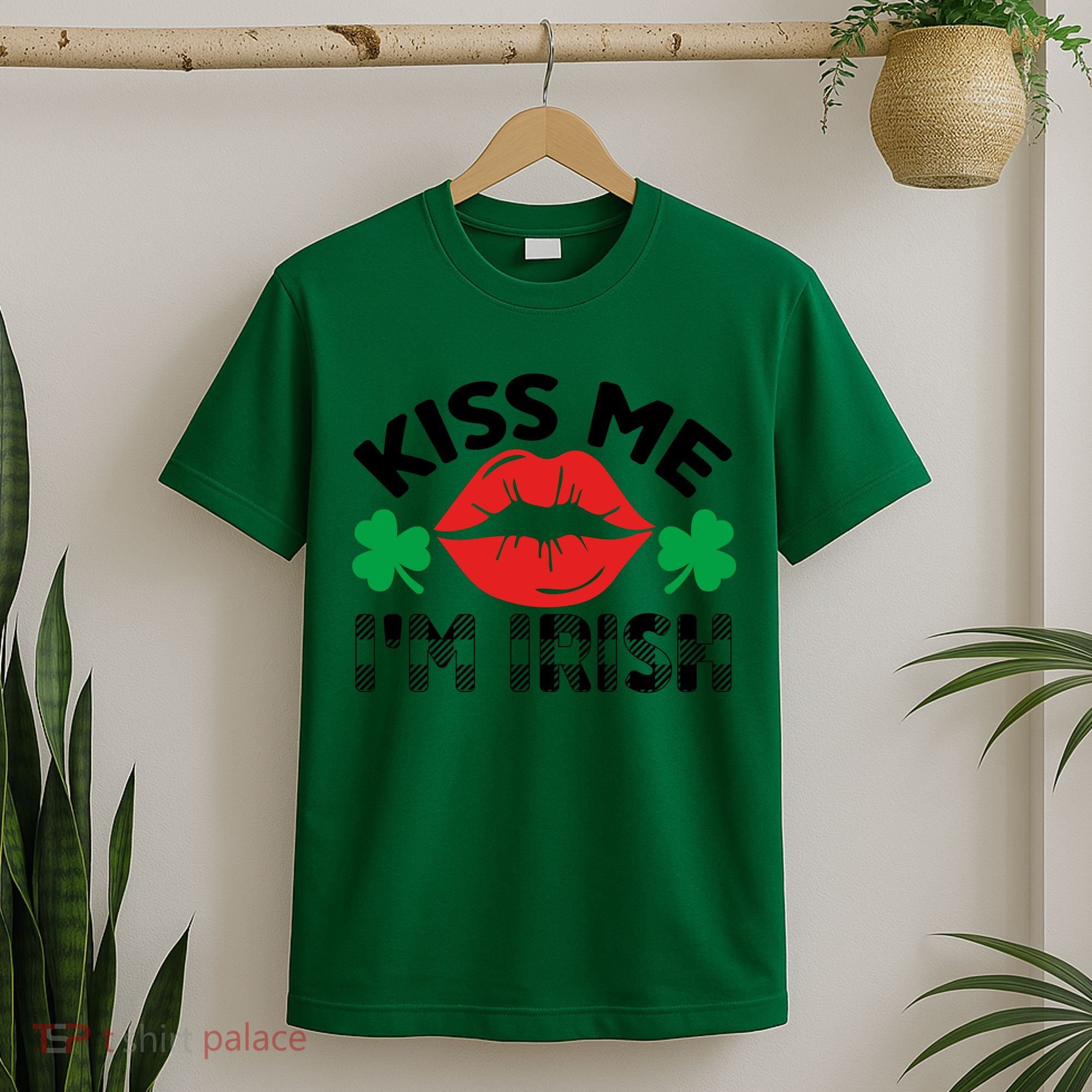 Kiss Me I'm Irish Funny St Patricks Day T-Shirt