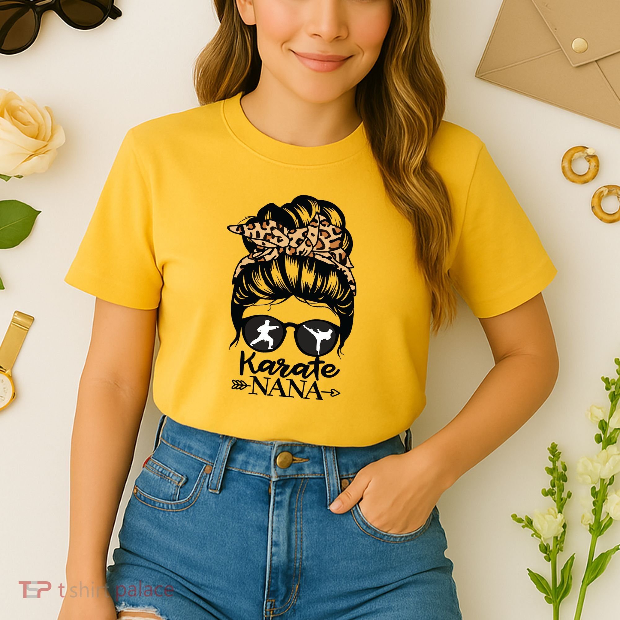 Karate Nana Messy Bun Hair Funny Karate Fighter Nana Comfort Colors Boxy T-Shirt