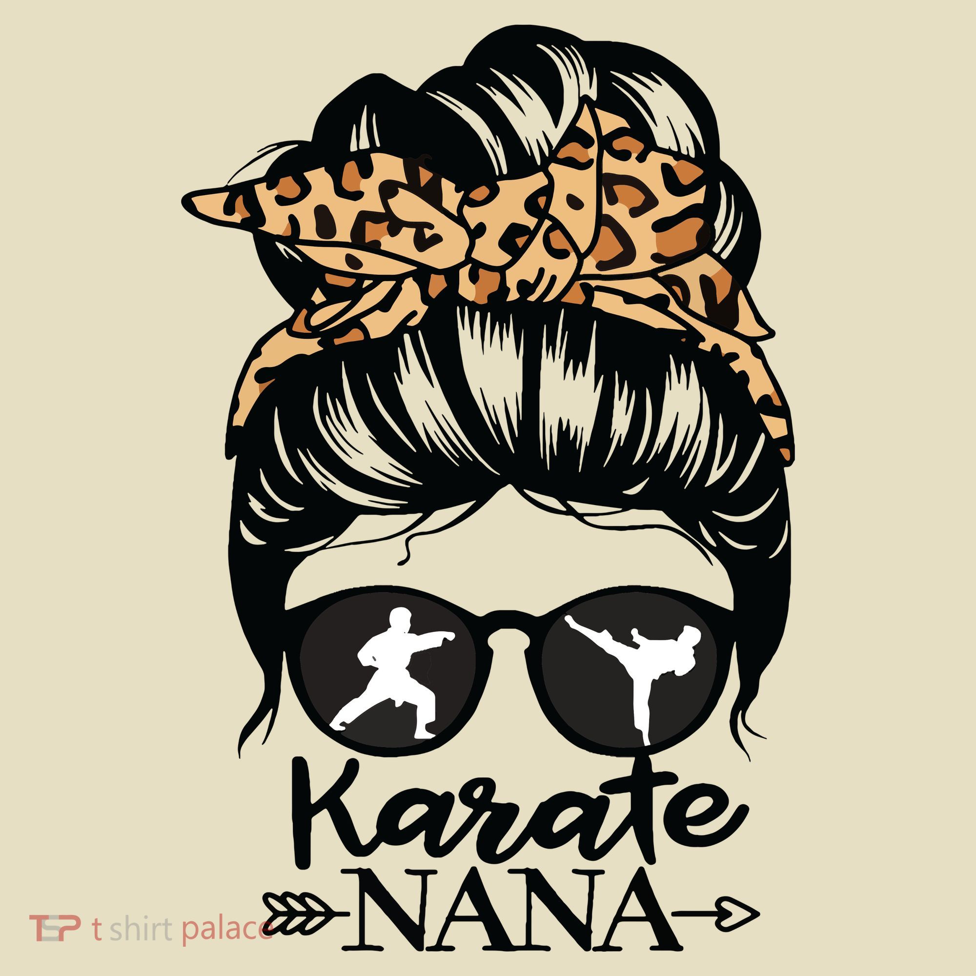 Karate Nana Messy Bun Hair Funny Karate Fighter Nana Comfort Colors Boxy T-Shirt