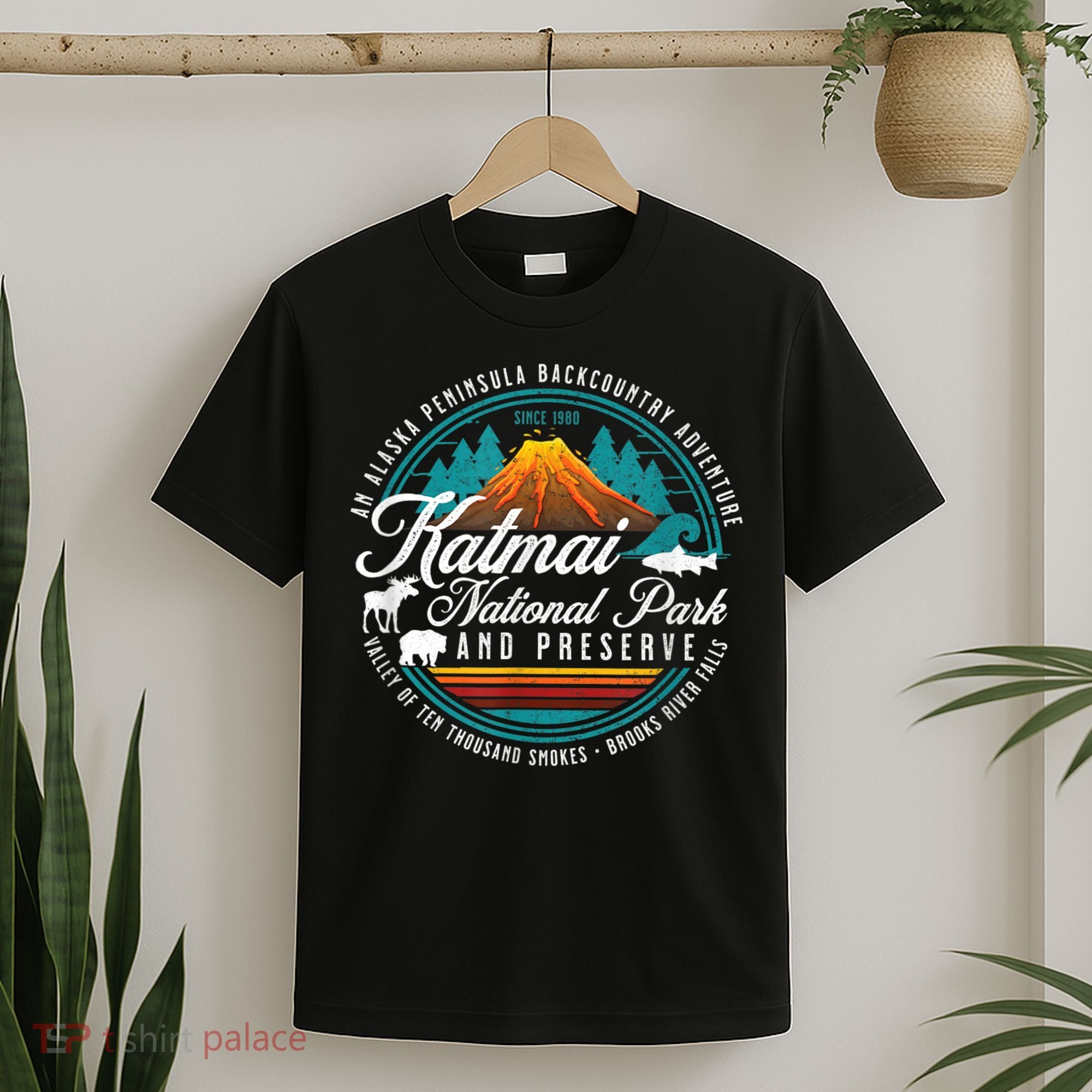 Katmai National Park Preserve Alaska Bear Watching Salmon T-Shirt