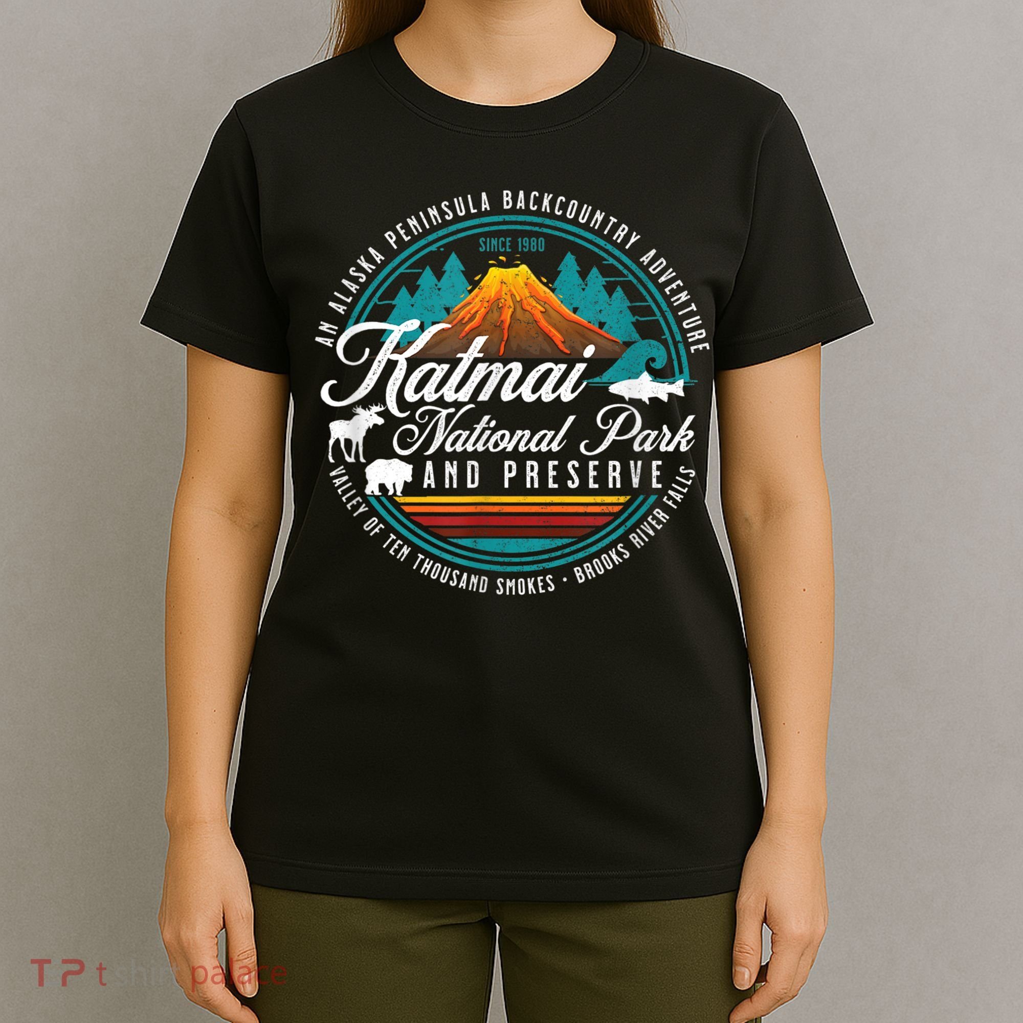 Katmai National Park Preserve Alaska Bear Watching Salmon T-Shirt