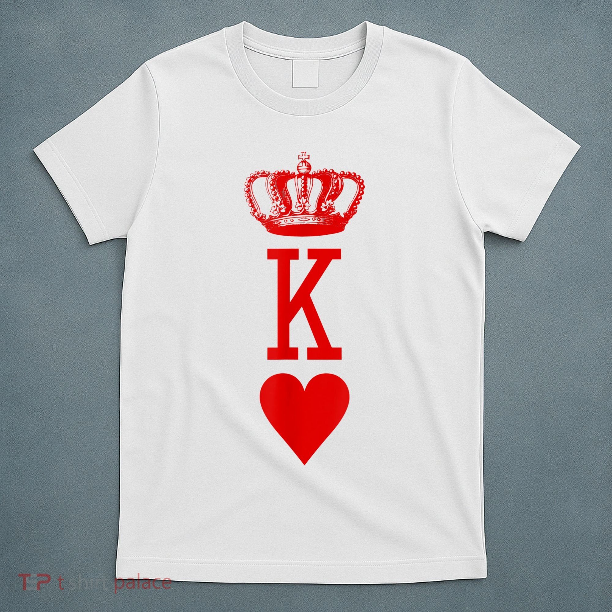 King Of Hearts Vintage Crown Engraving Card T-Shirt