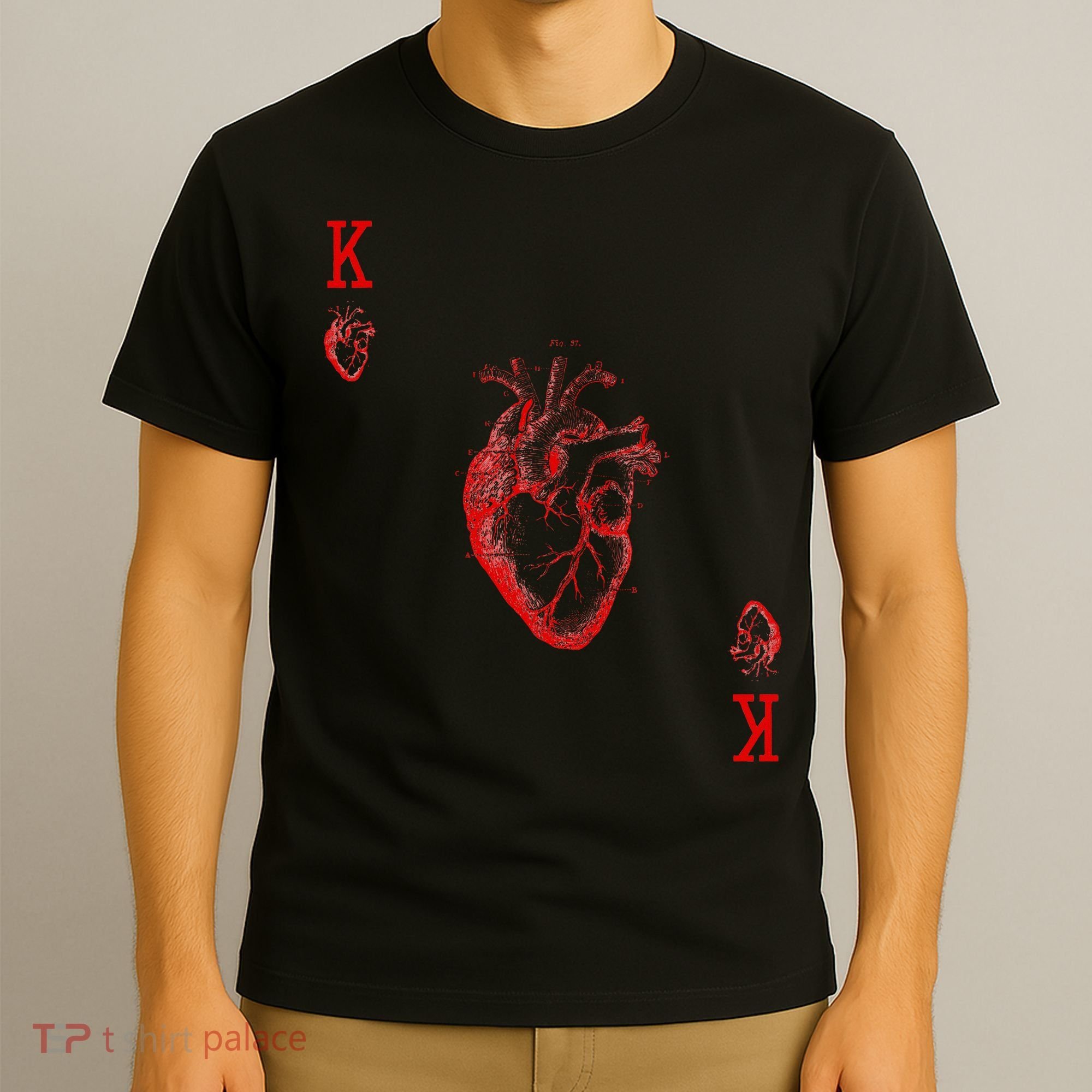 King Of Hearts Vintage Crown Engraving Card T-Shirt