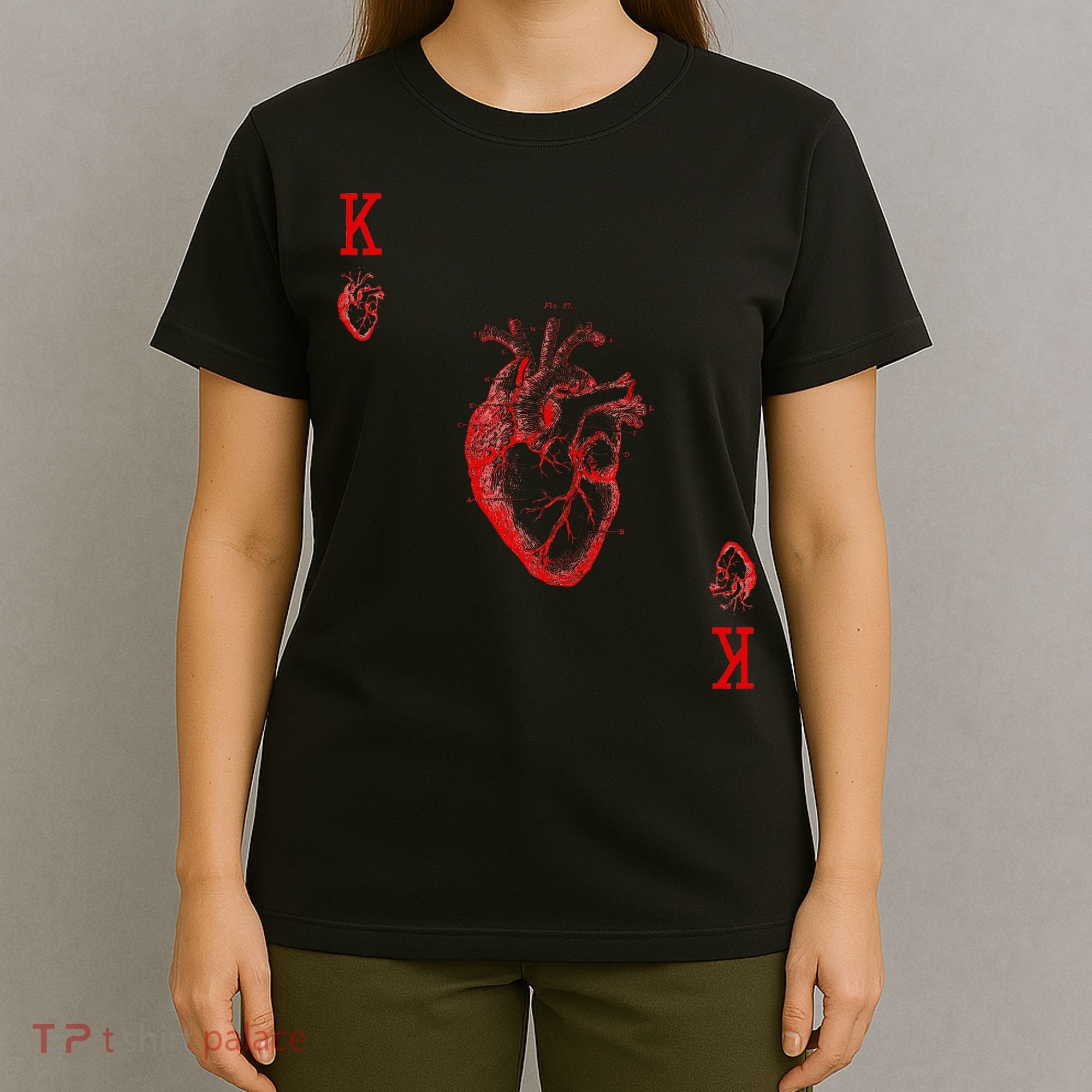 King Of Hearts Vintage Crown Engraving Card T-Shirt