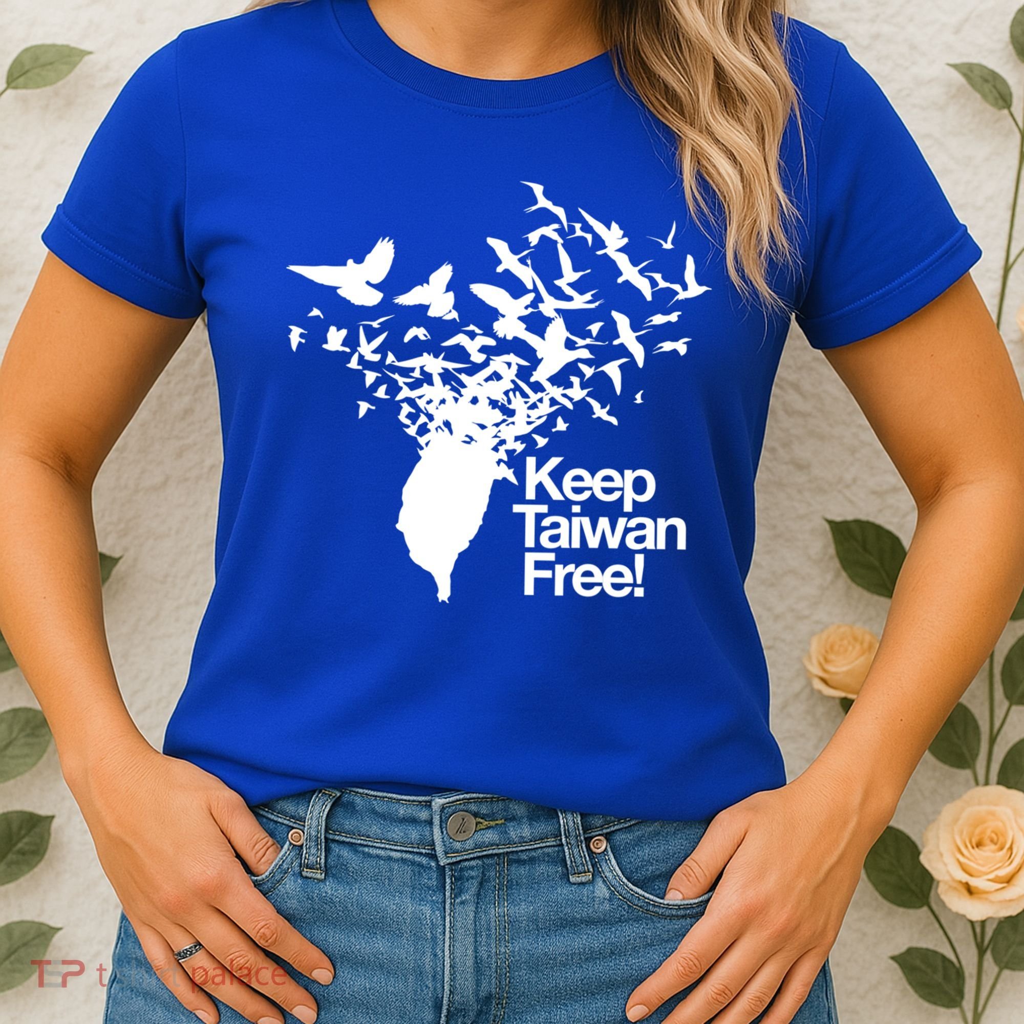 Keep Taiwan Free With Peace Birds Flying Out Gift Women's T-Shirt