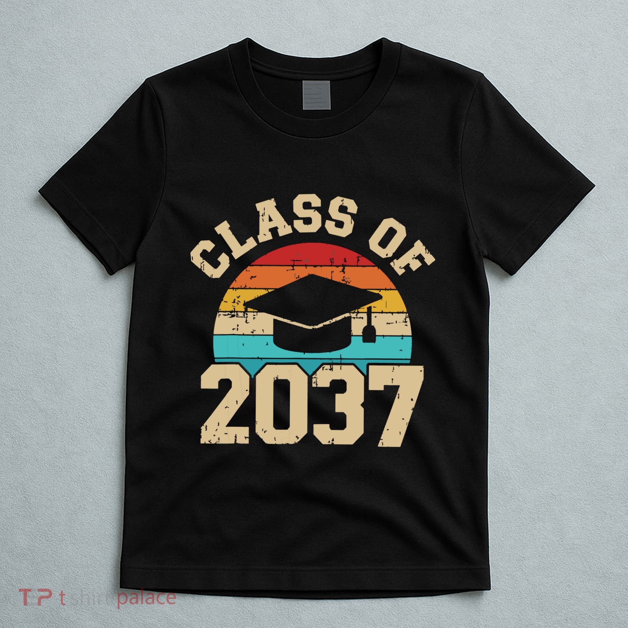 Kindergarten To Graduation Class Of 2037 Grow With Me T-Shirt