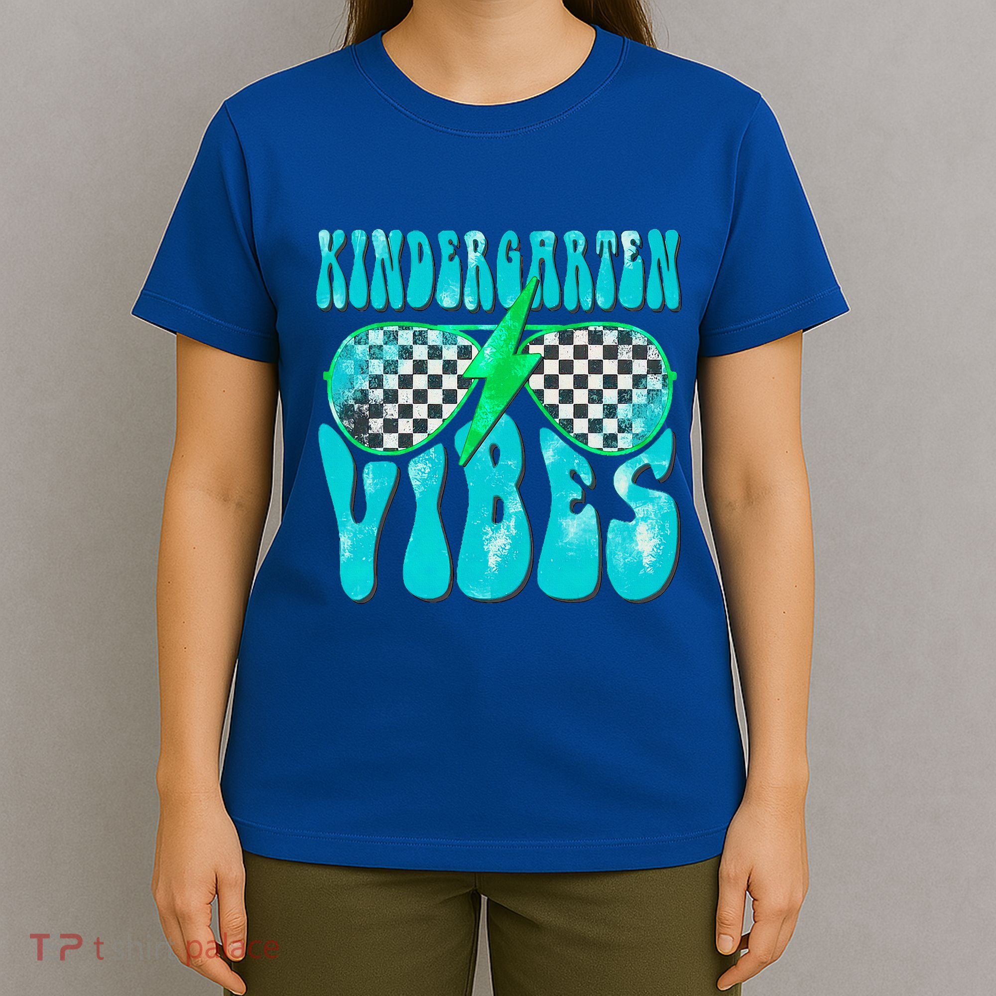 Kindergarten Vibes Kinder Crew Retro First Day Of School T-Shirt