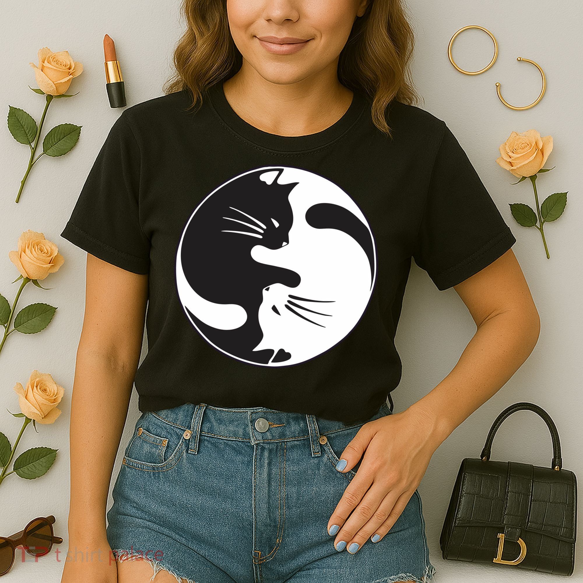 Kawaki Ying Yang Cat Comfort Colors Boxy T-Shirt