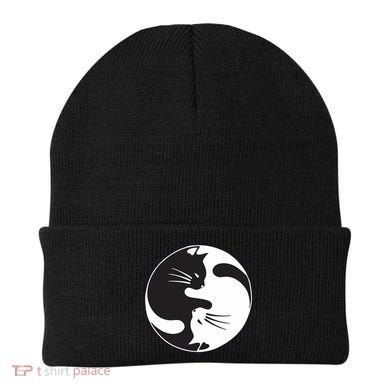 Kawaki Ying Yang Cat Beanie