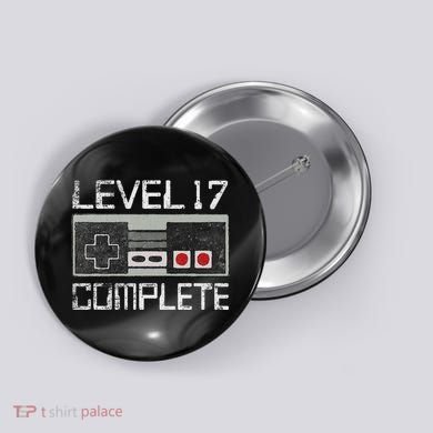 Level 17 Complete 17 Year 17th Wedding Anniversary Button
