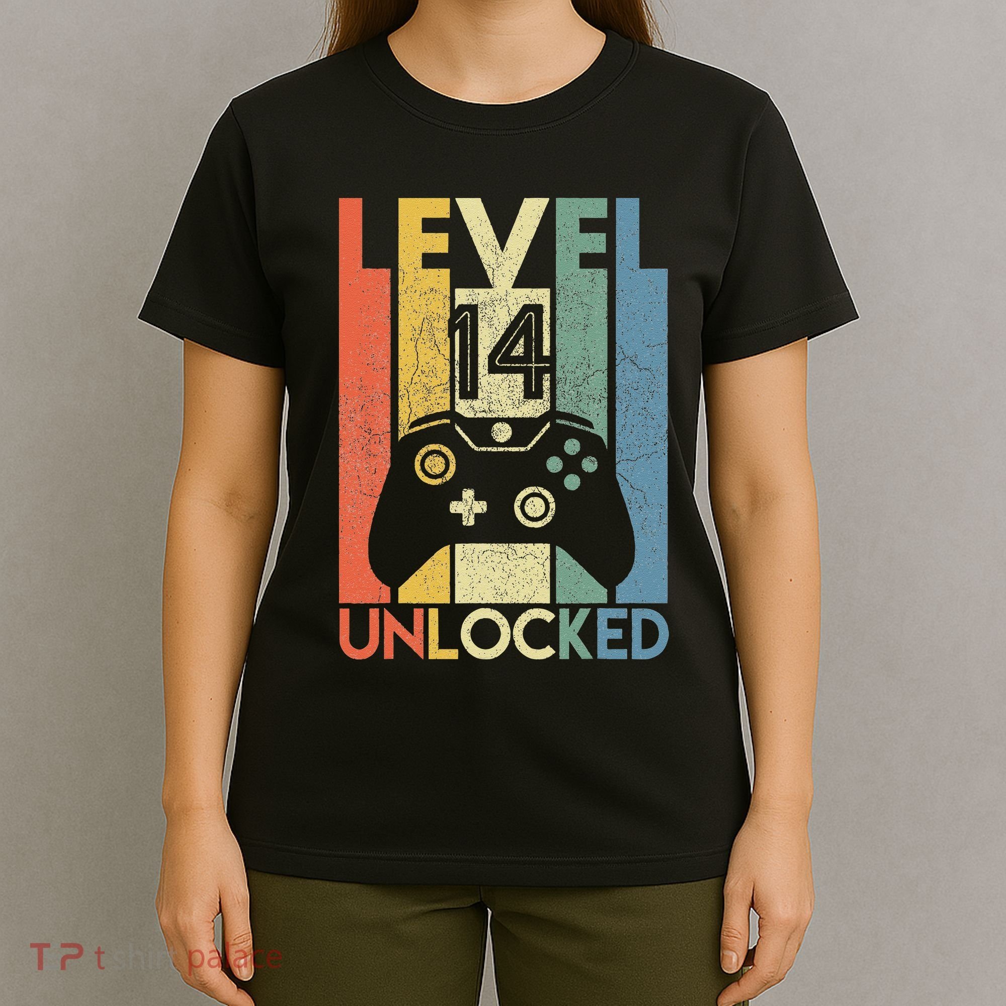 Level 14 Unlocked Funny Video Gamer 14th Birthday Gift T-Shirt