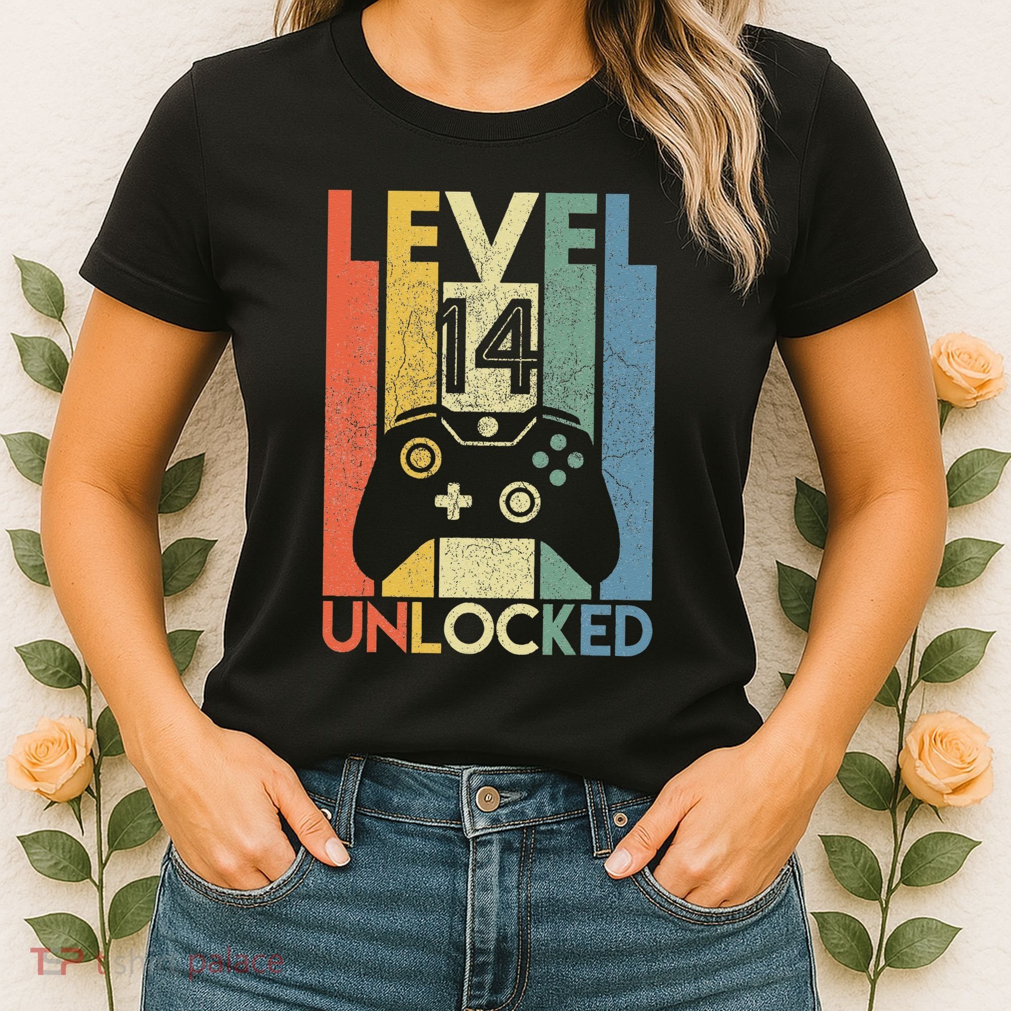 Level 14 Unlocked Funny Video Gamer 14th Birthday Gift Women's T-Shirt