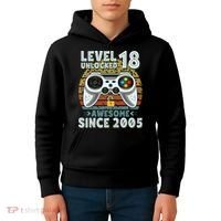 Level 18 Unlocked Awesome 2005 Funny Gamer 18th Birthday Kids Hoodie thumb 4