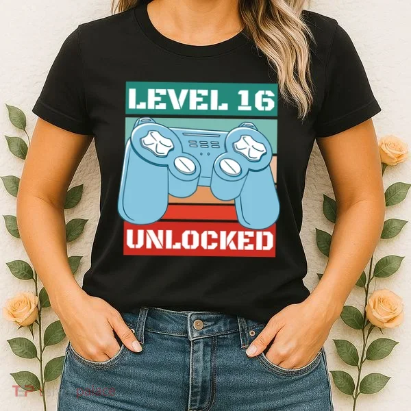 Level 16 Unlocked Gaming Retro Women's T-Shirt