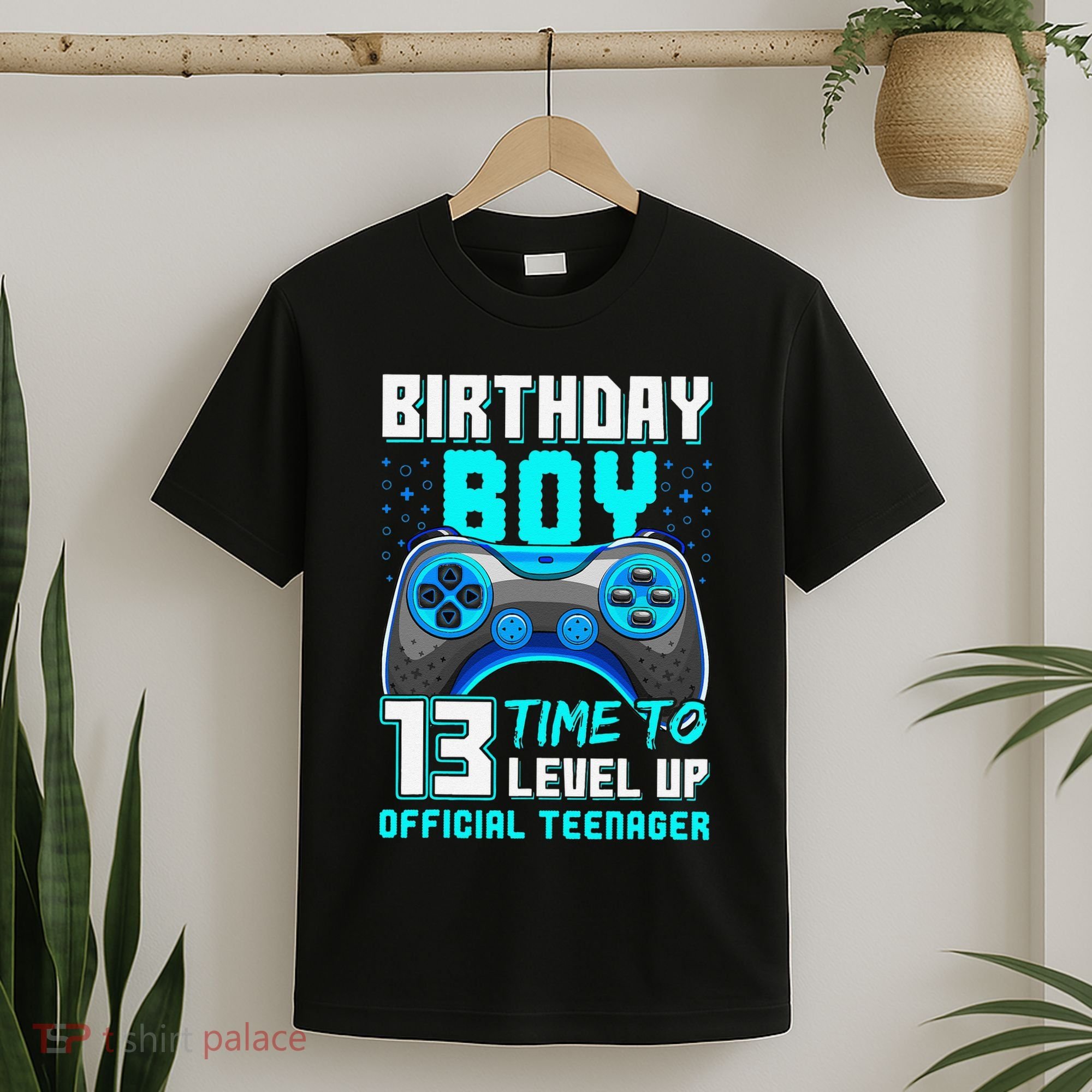 Level 13 Unlocked Video Game 13th Birthday Teenager T-Shirt