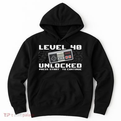 Level 40 Complete 1981 Gamer 40th Birthday Hoodie
