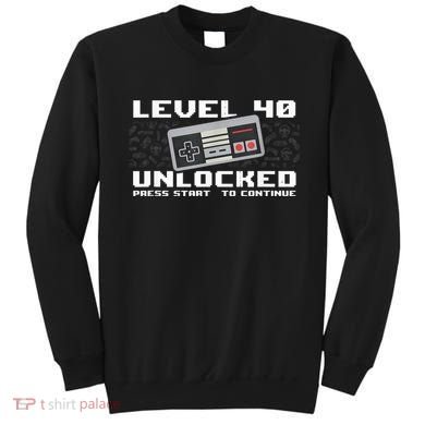Level 40 Complete 1981 Gamer 40th Birthday Sweatshirt