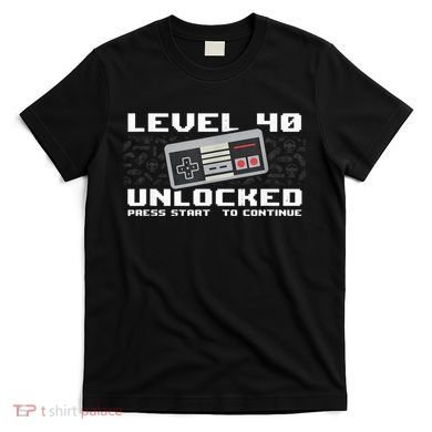 Level 40 Complete 1981 Gamer 40th Birthday T-Shirt