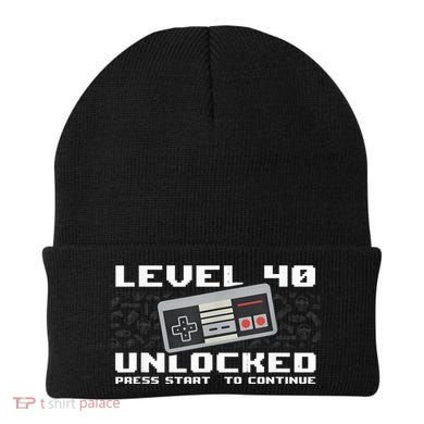 Level 40 Complete 1981 Gamer 40th Birthday Beanie