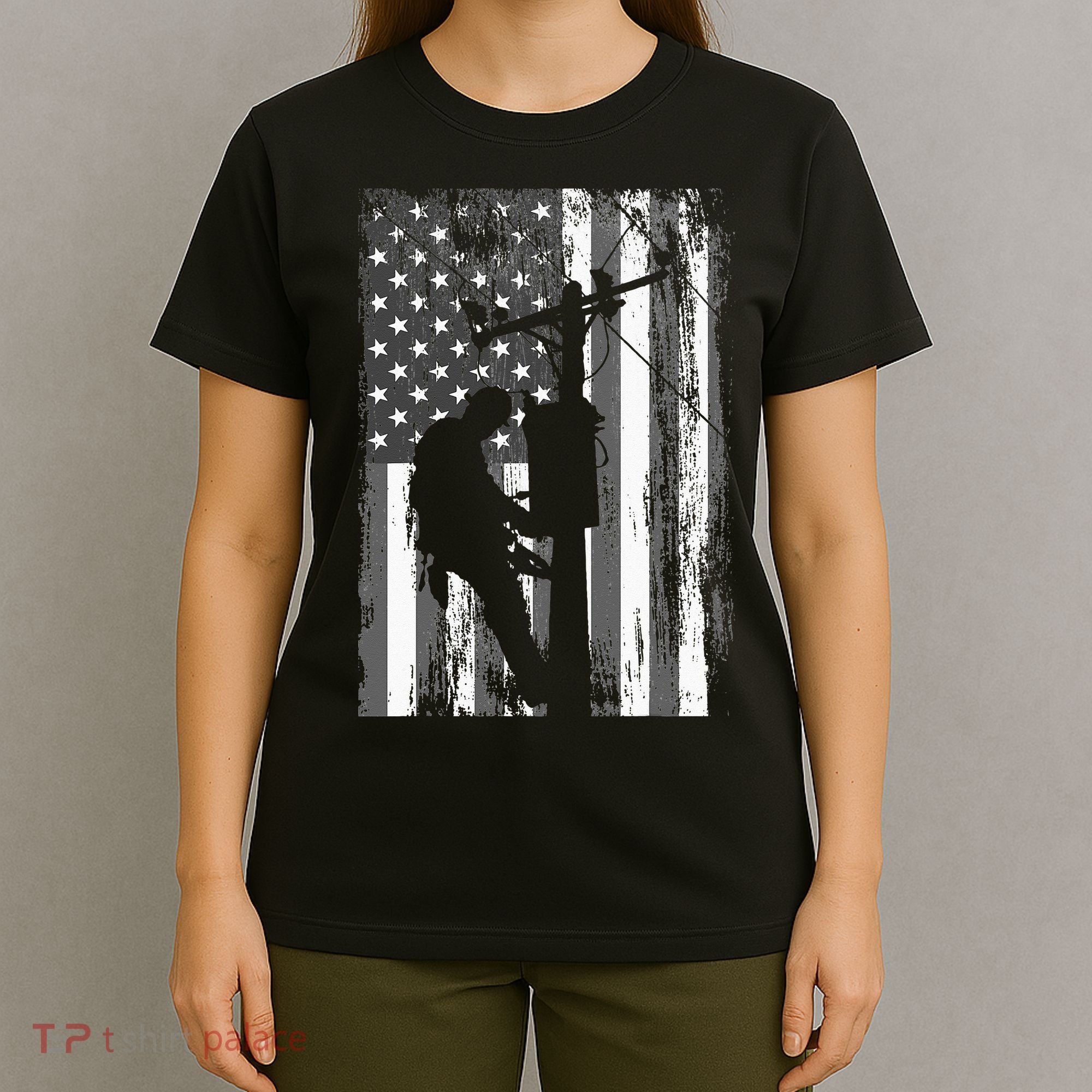 Lineman American Flag Vintage Patriotic Electrician Gift T-Shirt