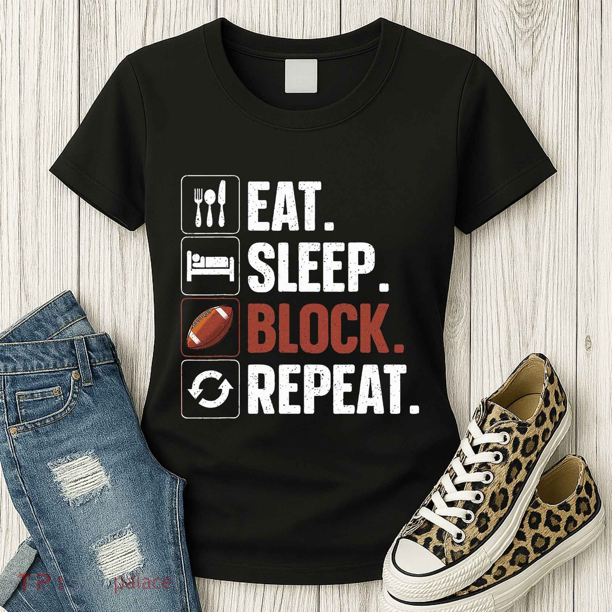 Lineman Art For Women Football Player Offensive Lineman Women's T-Shirt