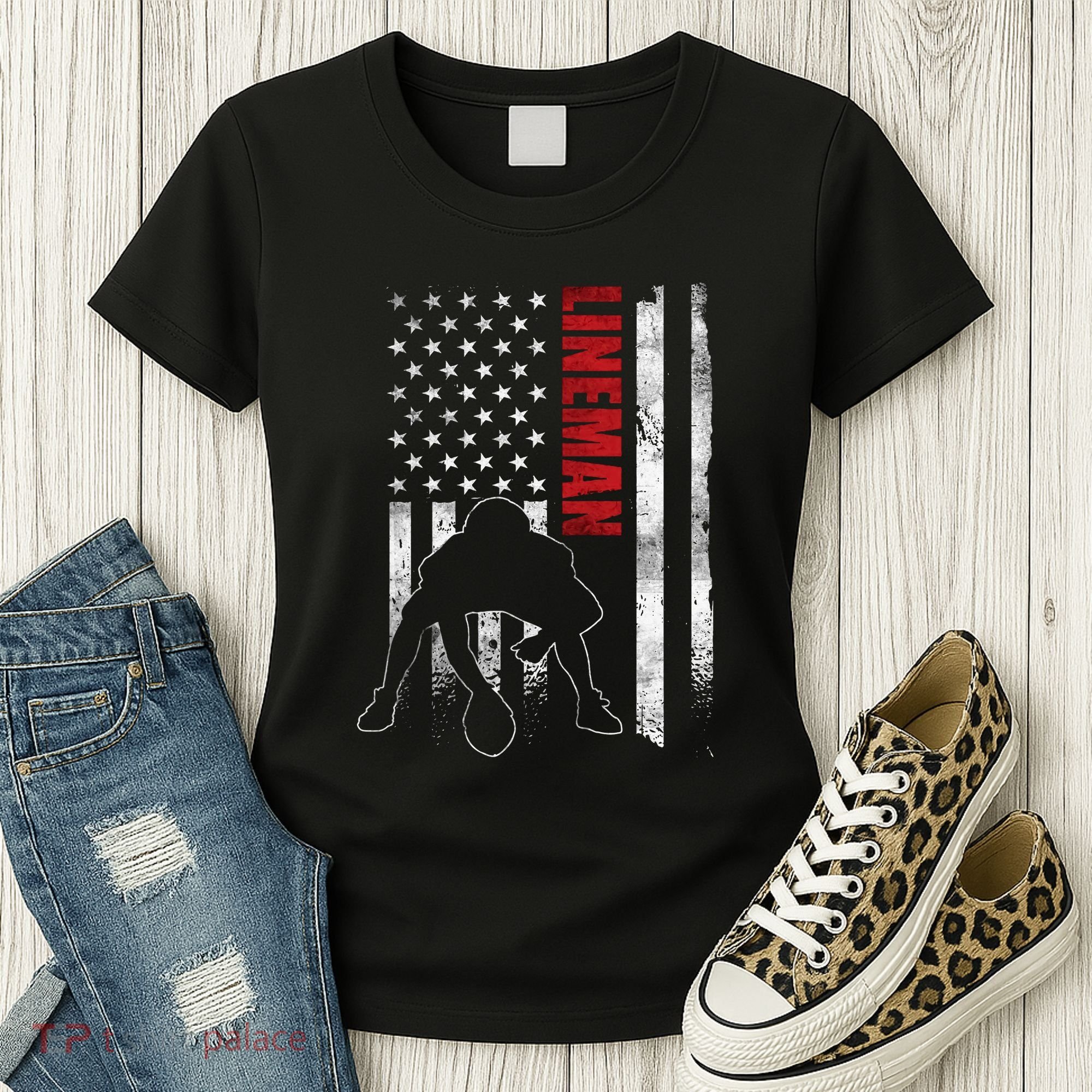 Lineman American Football Us Flag Women's T-Shirt