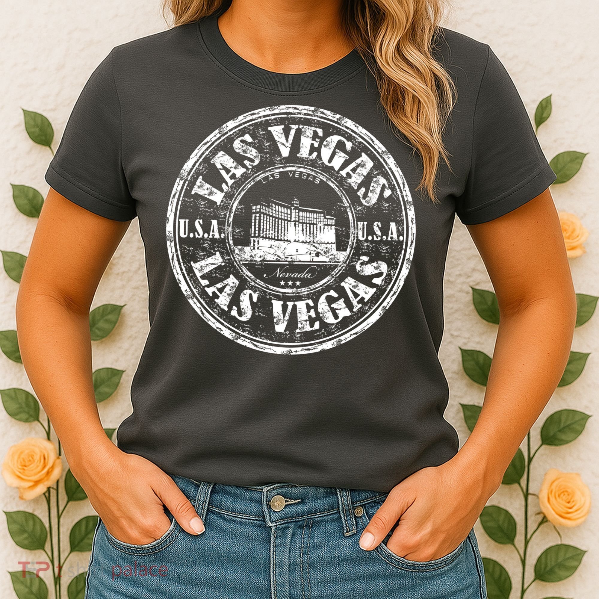 Las Vegas Distressed Circle Women's T-Shirt