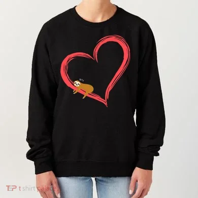 Lazy Sloth Sleeping On Heart Women's Sweatshirt
