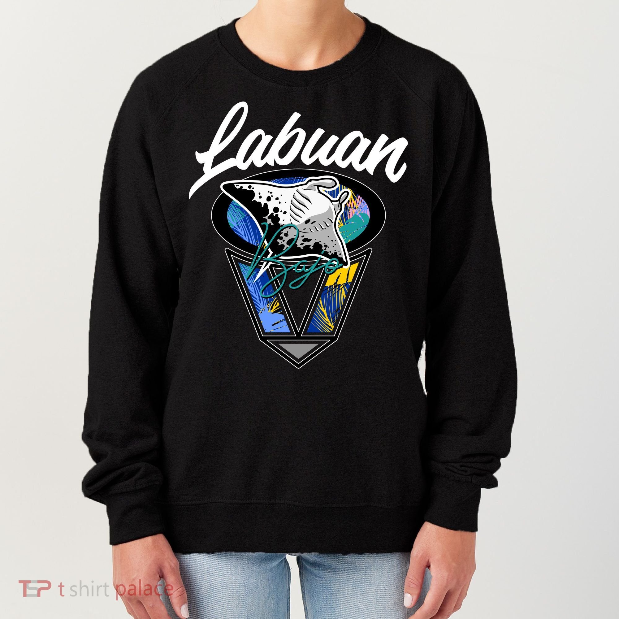 Labuan Bajo Live The Search Women's Sweatshirt