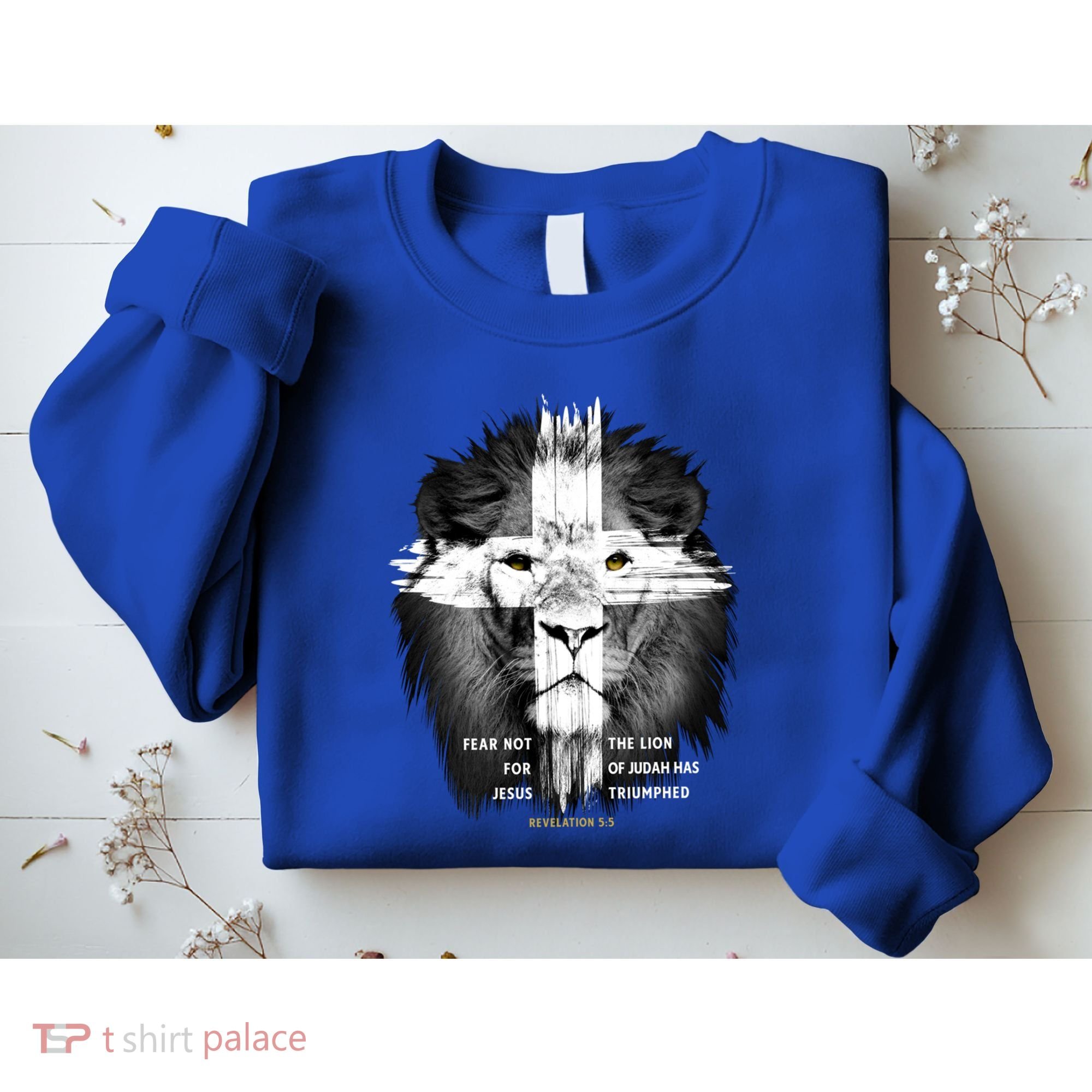 Lion Cross Jesus Christian Lord God Believer Gift Sweatshirt