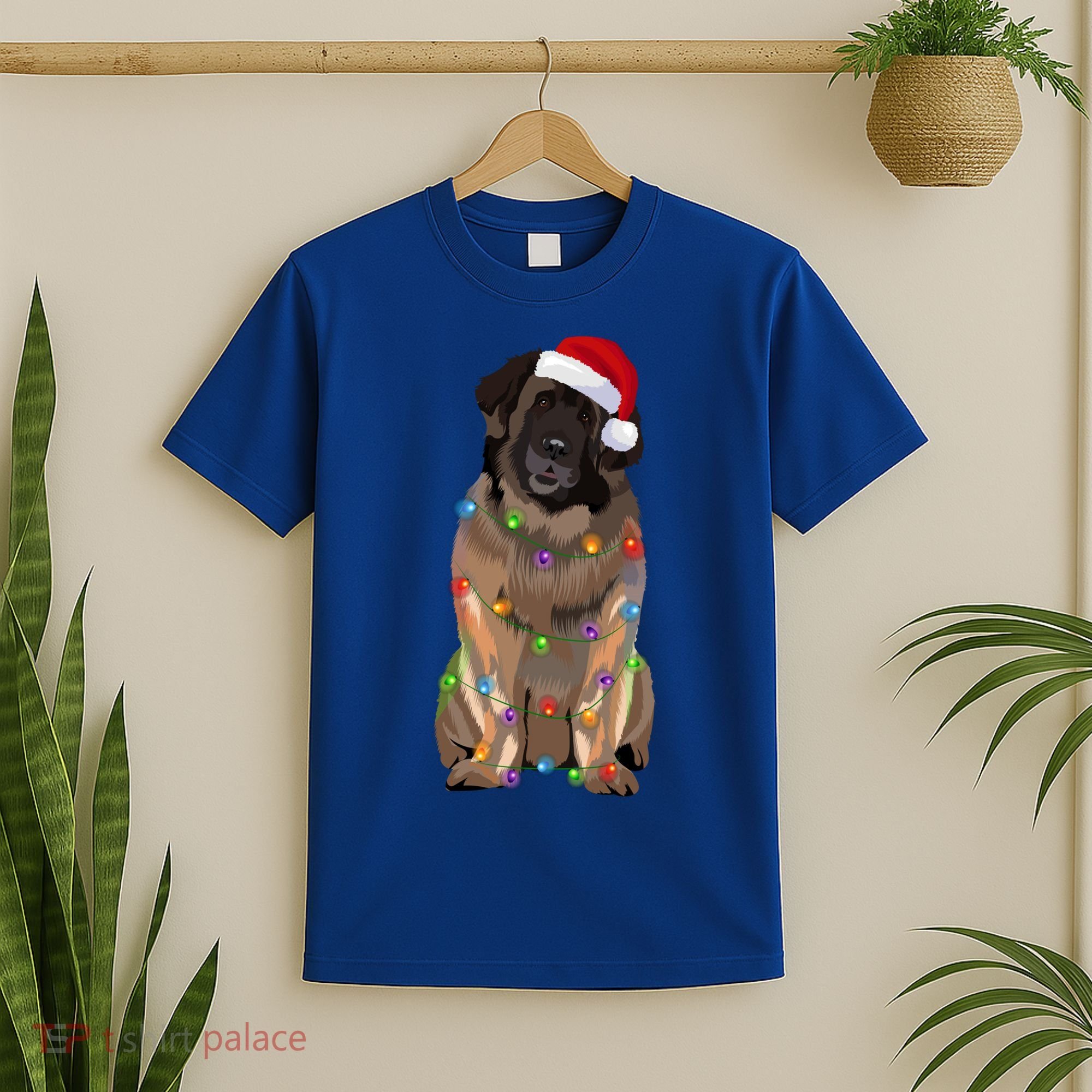 Leonberger Christmas Lights Xmas Dog Lover Santa Hat Great Gift T-Shirt