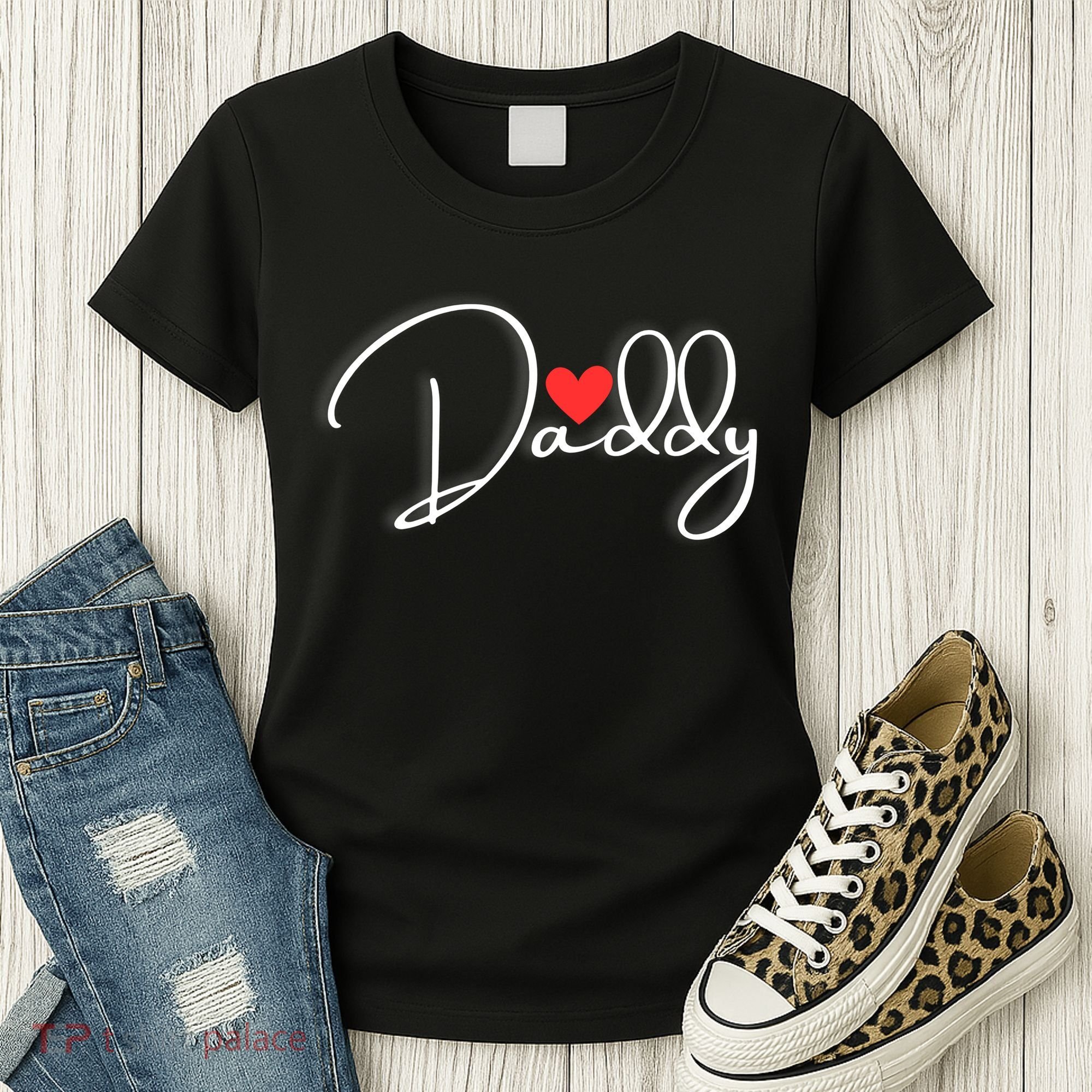 Love Daddy Cute Fathers Day Gift Women's T-Shirt