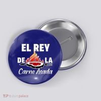 Latino Dad El Rey De La Carne Asada Button thumb 0