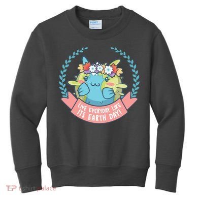 Live Everyday Like It's Earth Day Cute Kids Sweatshirt
